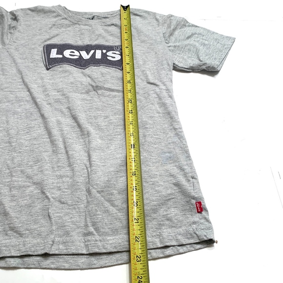 Levis Embroidered Logo Tee - Picture 5 of 6